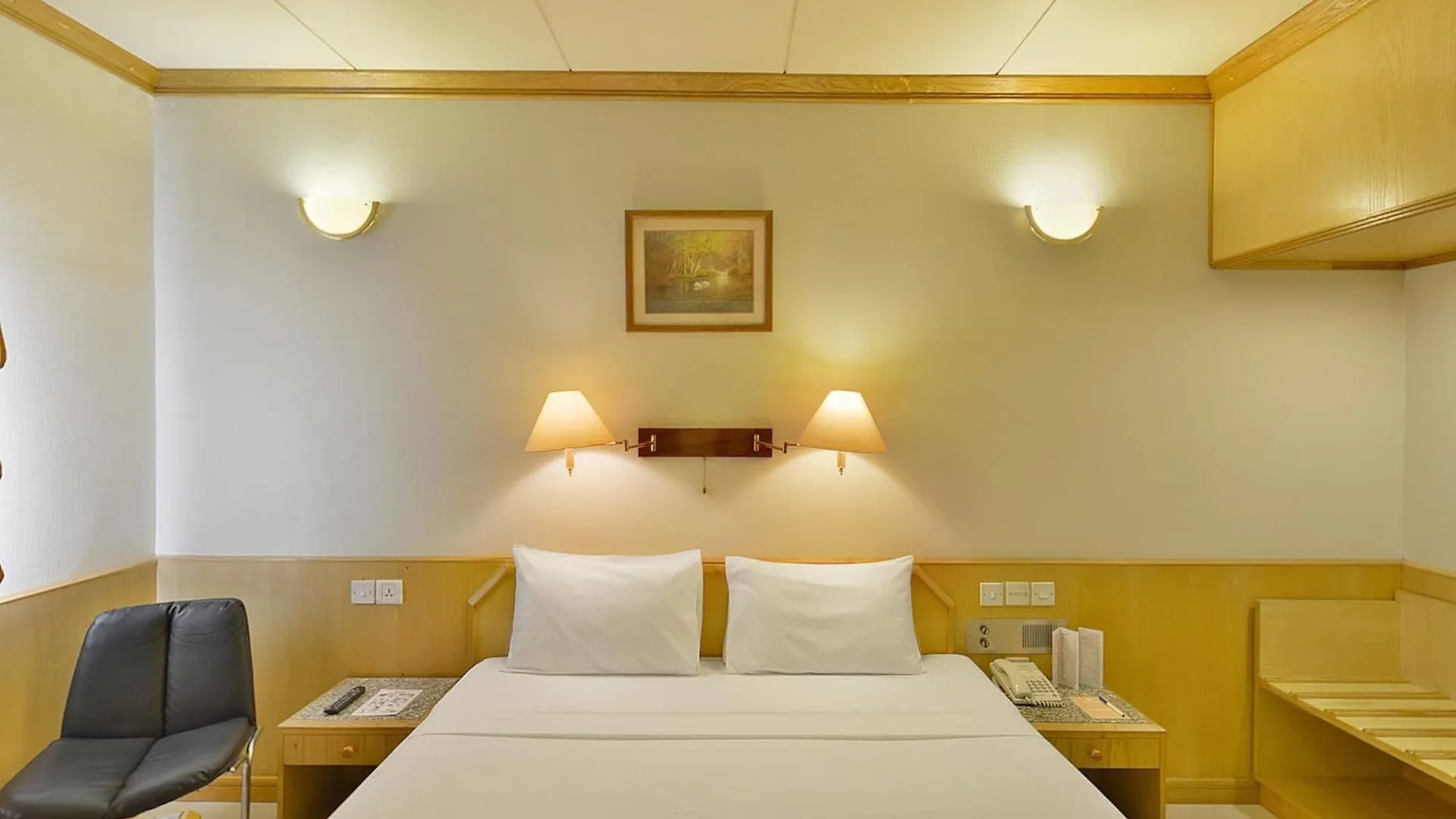 Grand Astoria Hotel Dubái