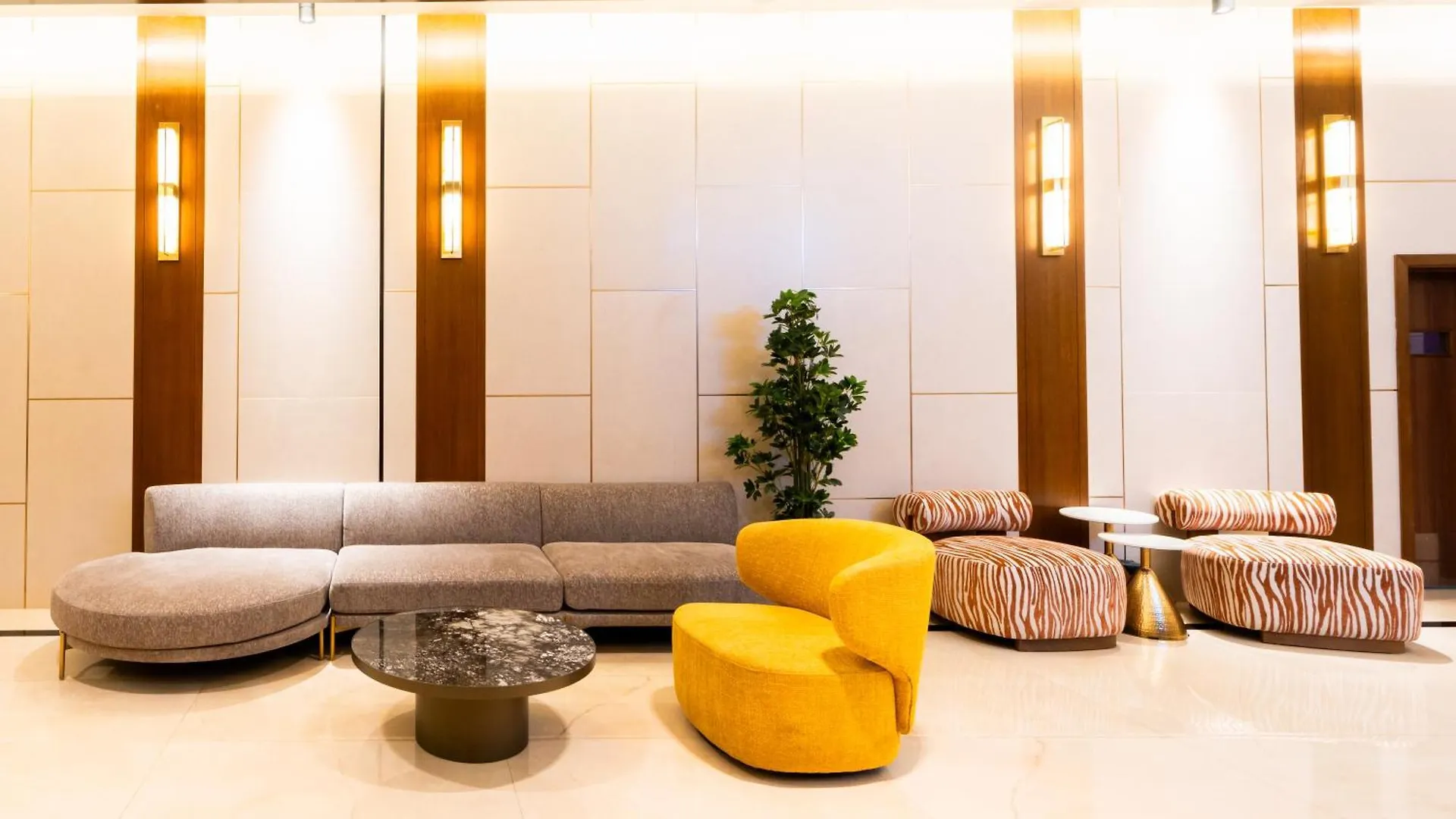 Grand Astoria Hotel Dubai