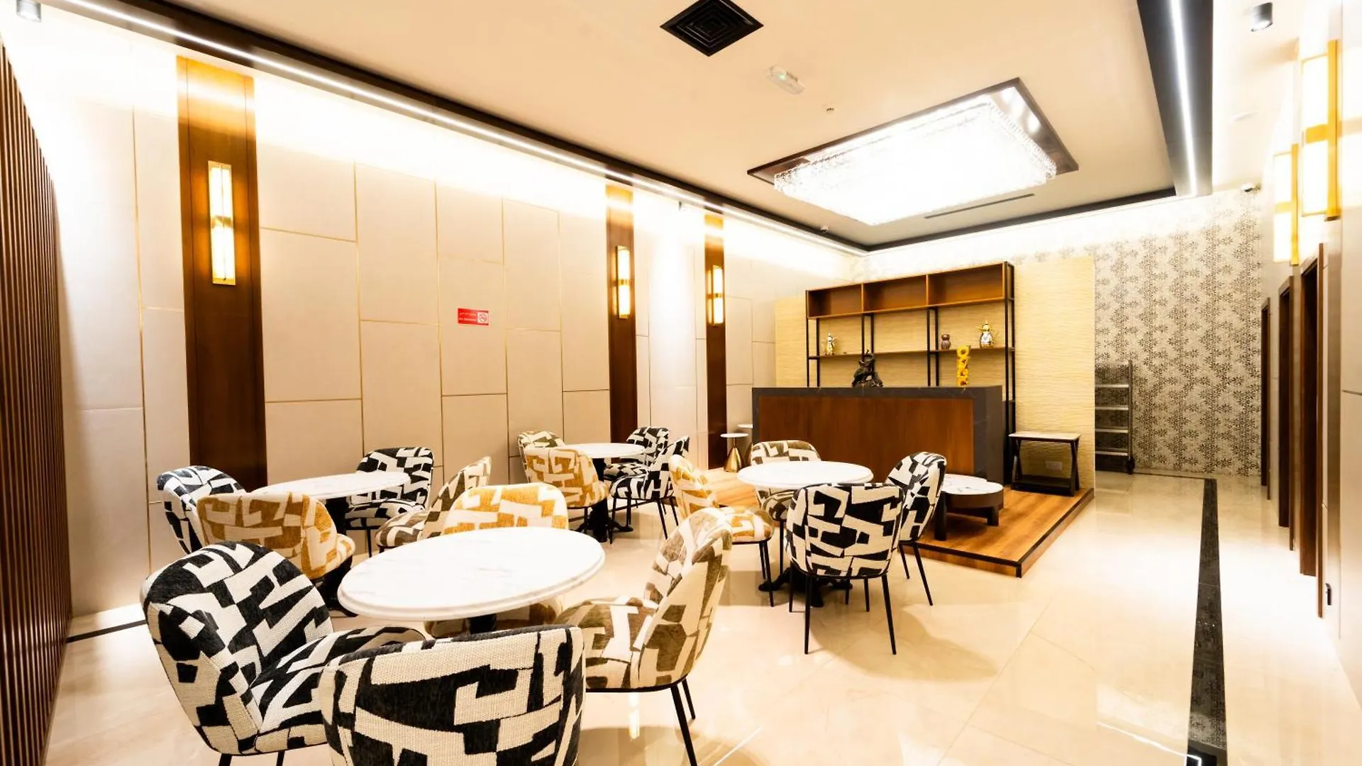 Grand Astoria Hotel Dubai 3*,